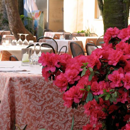 Hotel Antica Stallera Cannobio Bagian luar foto
