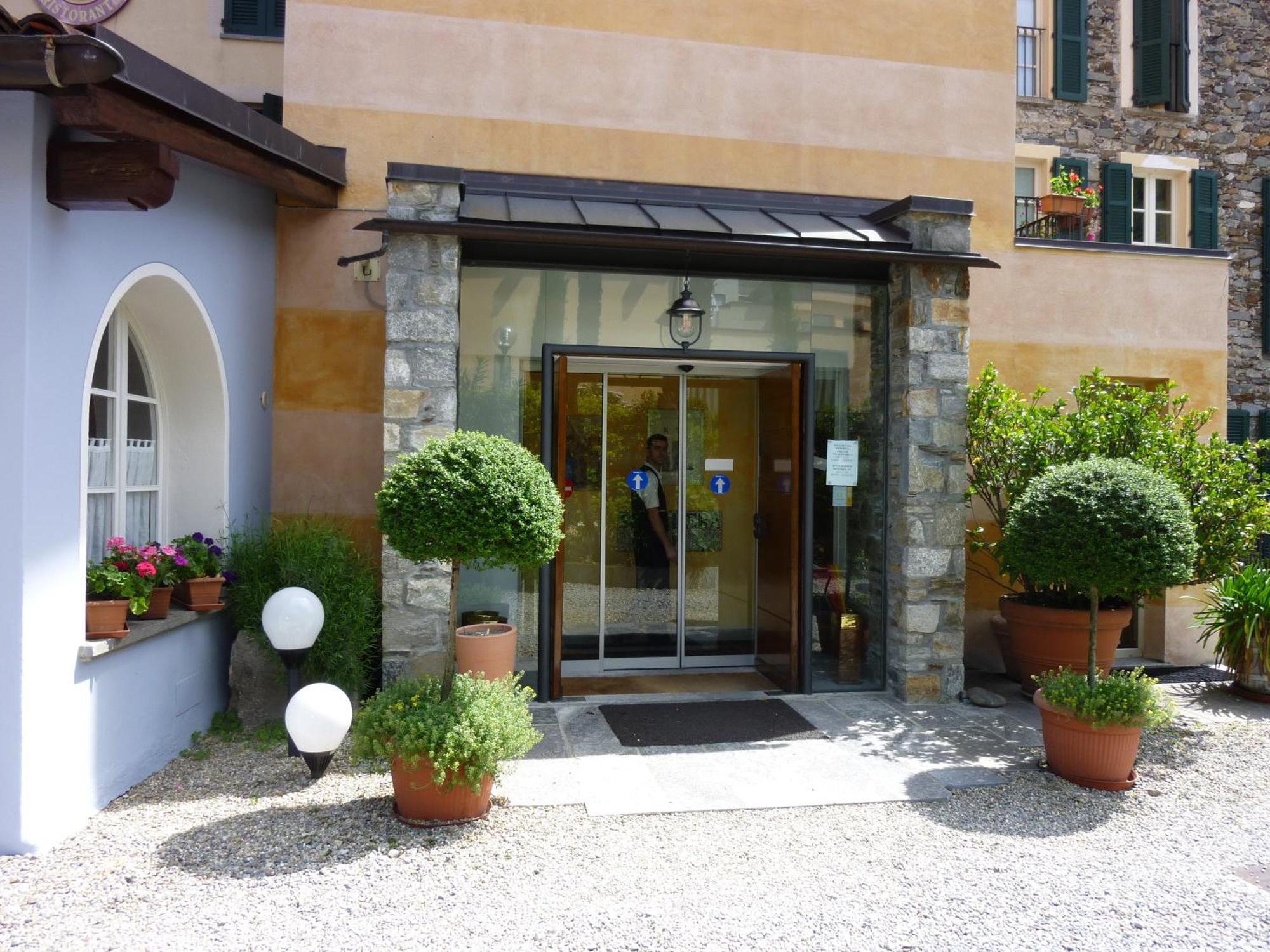 Hotel Antica Stallera Cannobio Bagian luar foto
