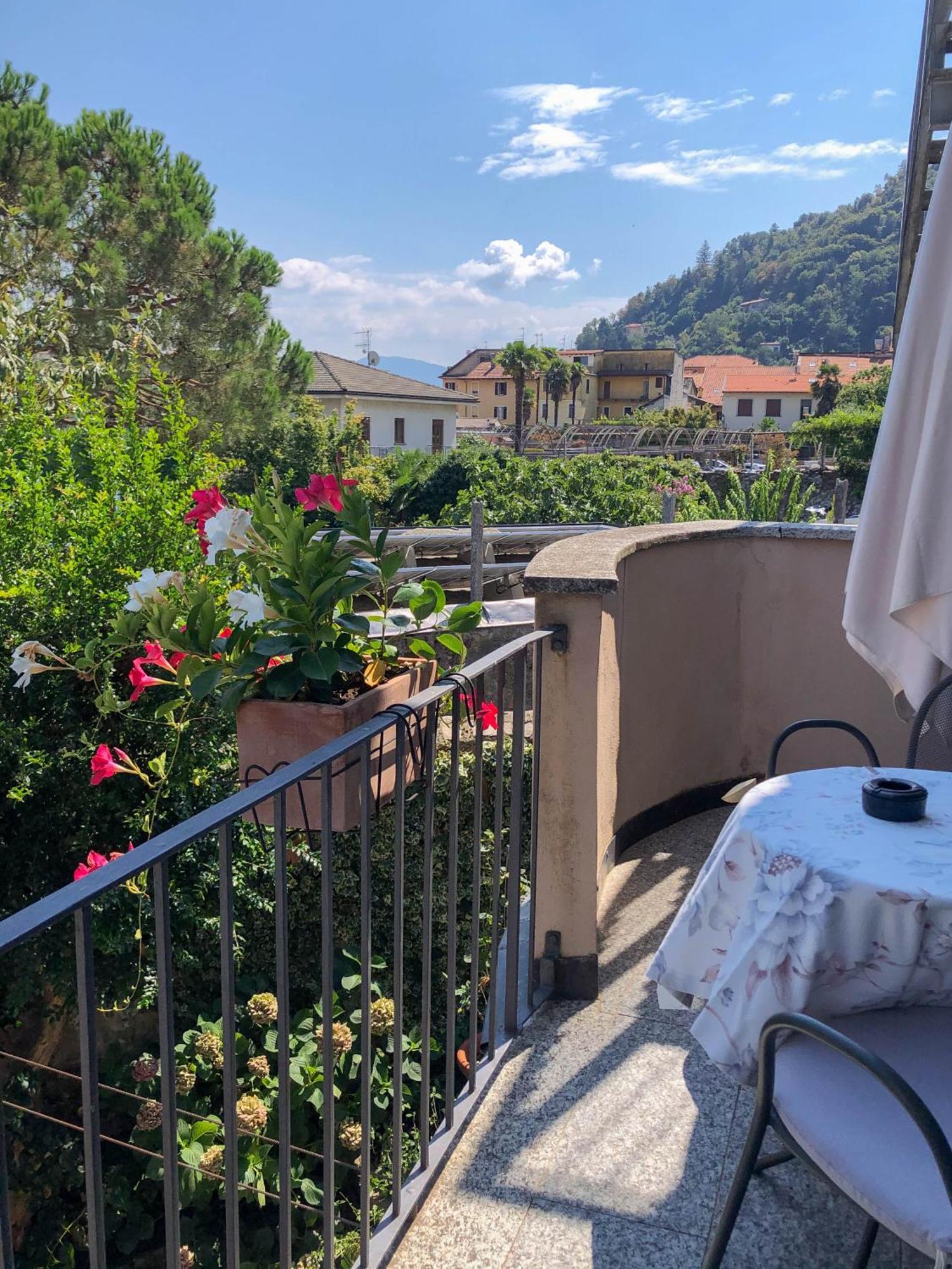 Hotel Antica Stallera Cannobio Bagian luar foto