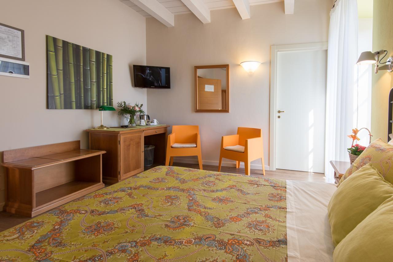 Hotel Antica Stallera Cannobio Bagian luar foto