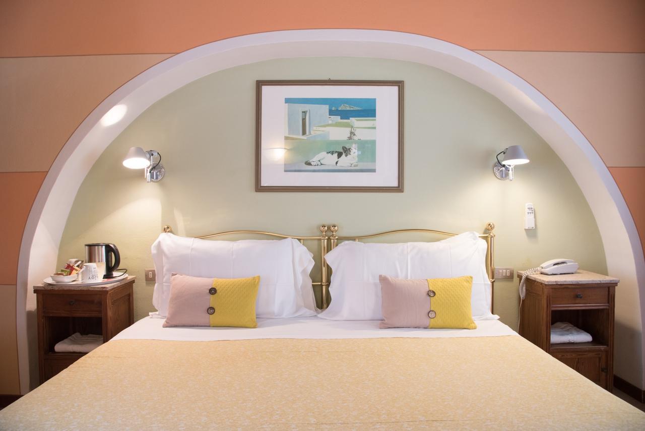 Hotel Antica Stallera Cannobio Bagian luar foto